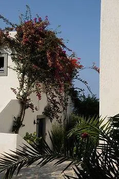 Village فندق خيرسونِسوس